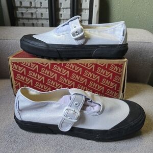 Vans Style 93 Women Coated Canvas True White Black Bottom